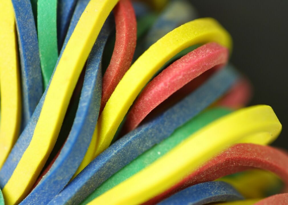 Rubber bands: up to 1 year